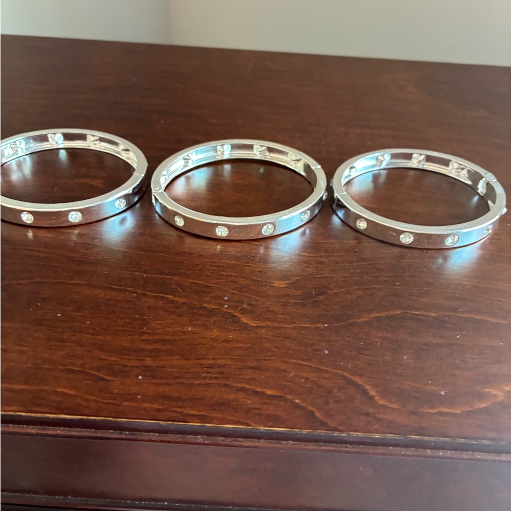 Guess Silver Crystal-Studded Bracelet Set - Picture 5 of 10